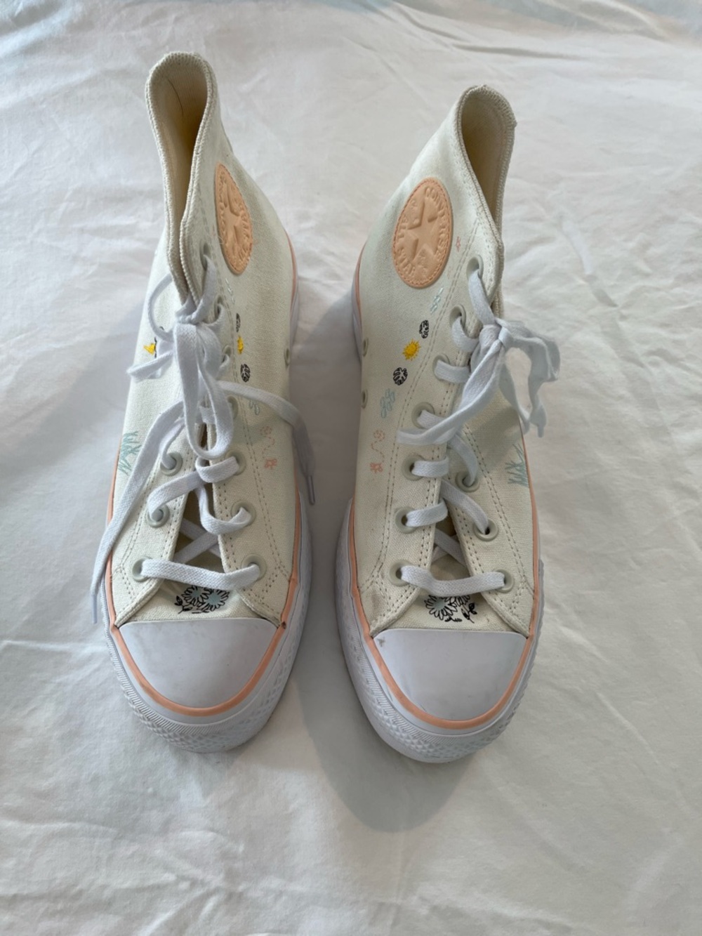 Converse Chuck Taylor All Star Platform High Floral Embroidery